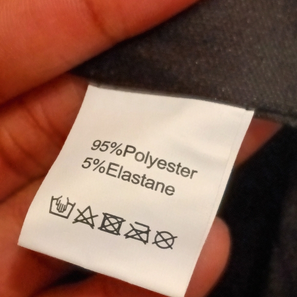 Beautiful gown - Picture 7 of 7